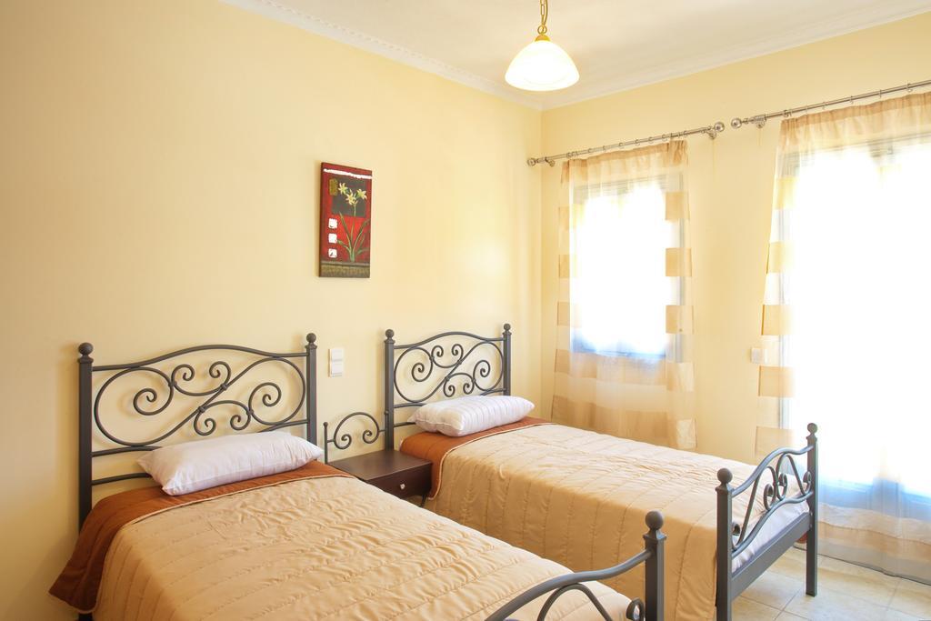 Villa Serene Kamari  Luaran gambar