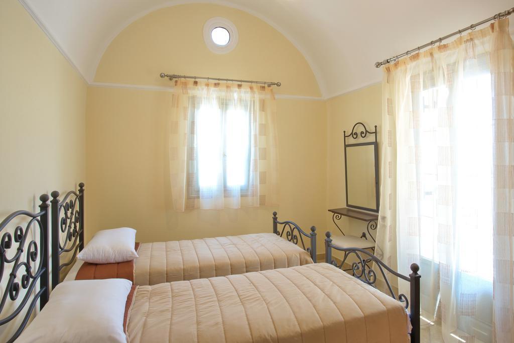 Villa Serene Kamari  Luaran gambar